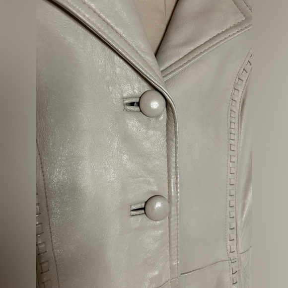 Vintage Taupe/Beige Leather Belted Trench Coat 24K by Dan di Modes Size S/M - Picture 8 of 16